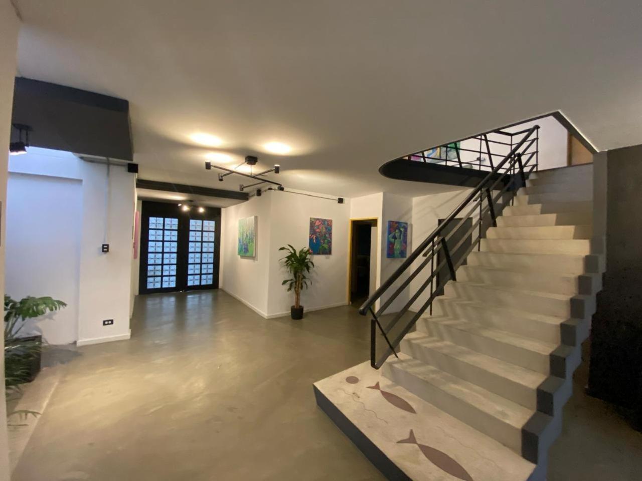 Casa Mosaiko Primer Parque Laureles Medellin Exterior photo
